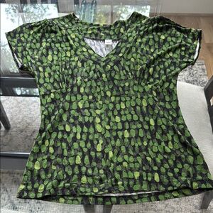 Merona Green and Black Soft Graphic Top